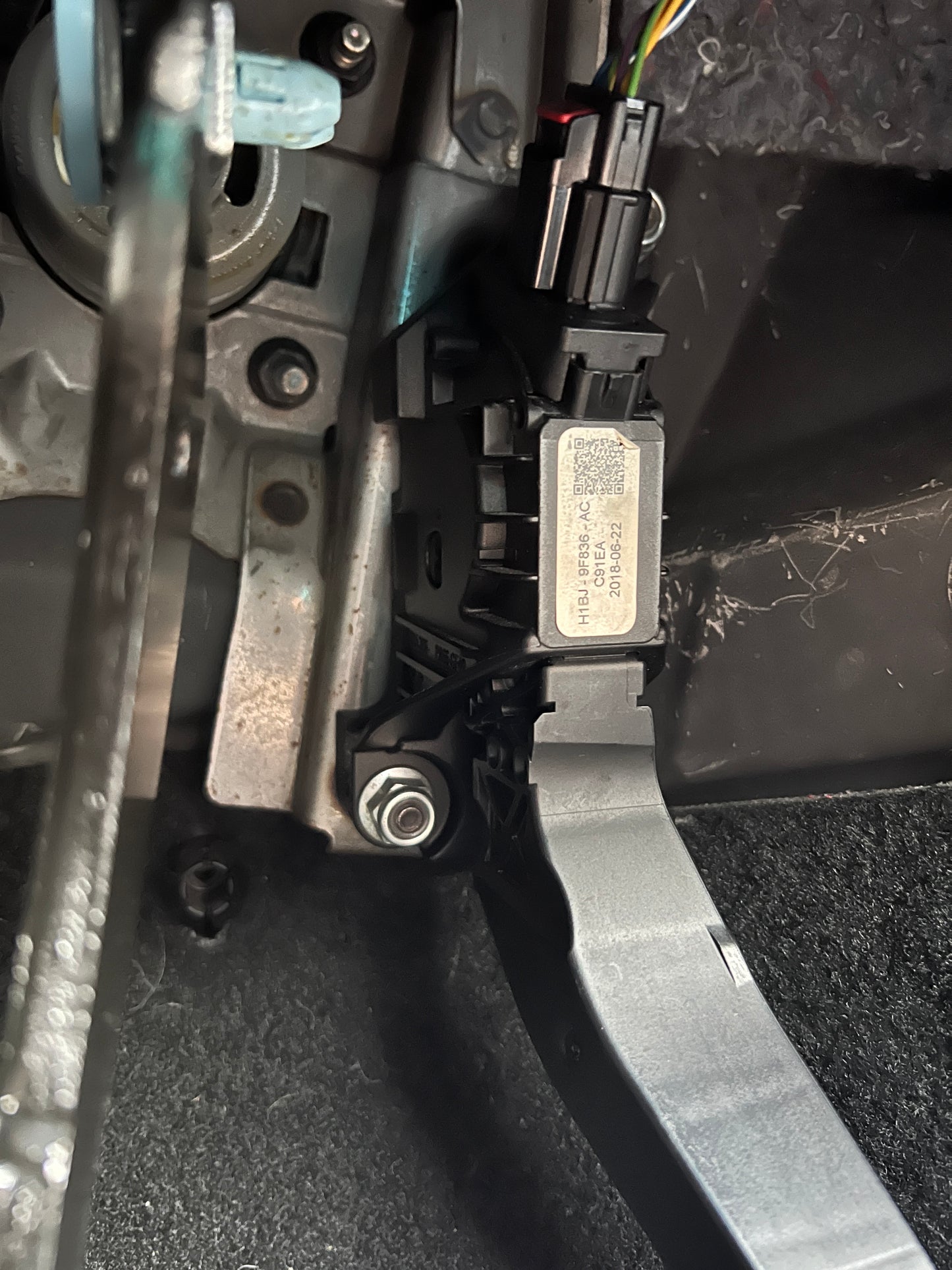 Fiesta MK8 ST Accelerator Pedal Riser Spacer Plate 10mm - Improve Heel & Toe