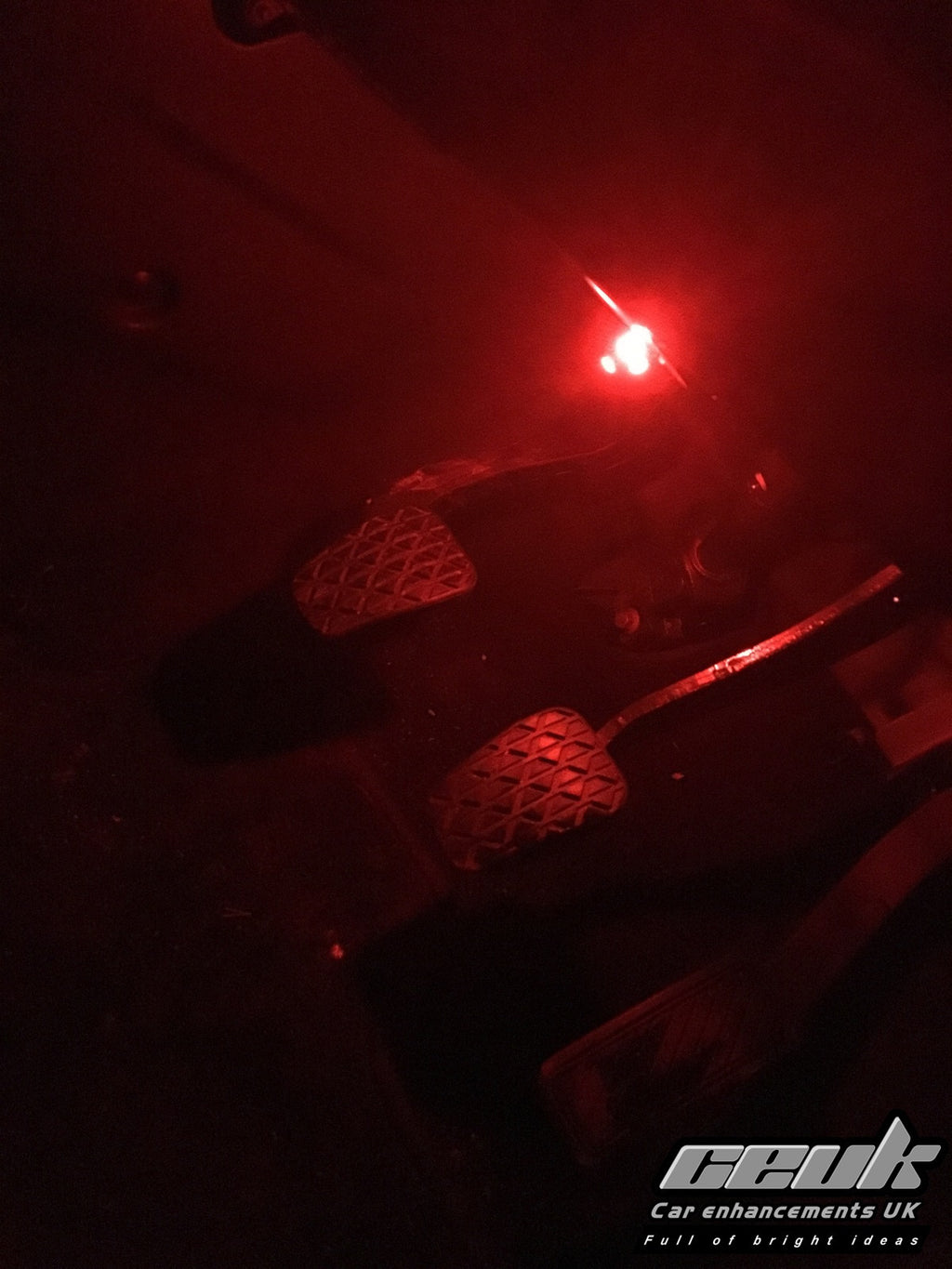 BriteVue 501 Footwell Bulbs - Car Enhancements UK